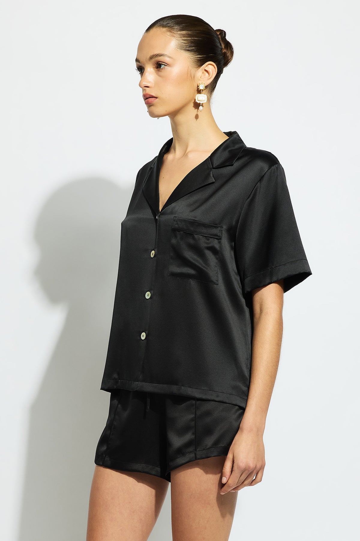 The Fine Finishes Short Pyjama By GINIA In Black