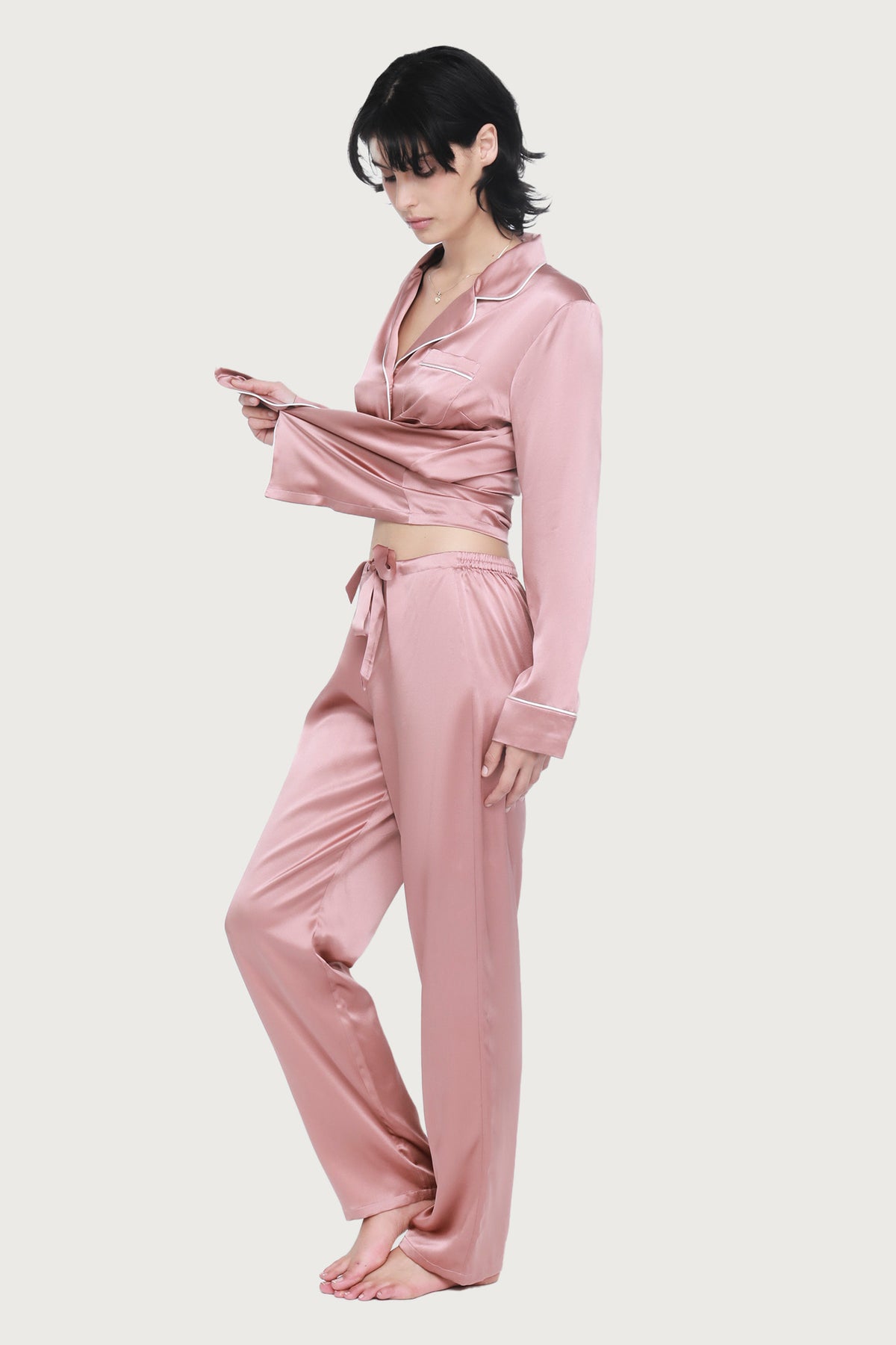 The Fine Finishes Pyjama By GINIA In Mauve